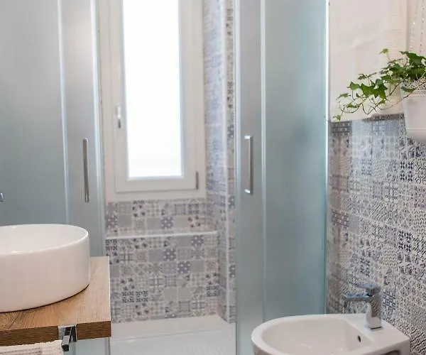 Demithos 4* Ла-Спеція