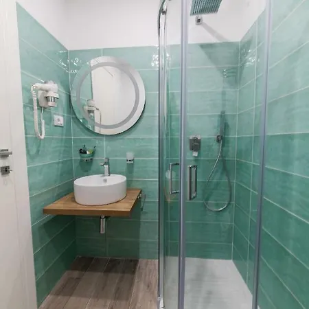 Demithos Pensionat La Spezia